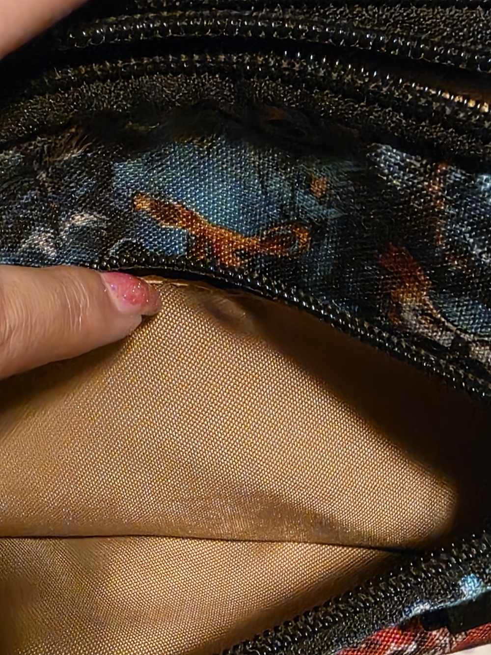 Women's Floral Print Cosmetic Pouch - Black & Tan